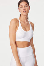 Load image into Gallery viewer, Golden Girl - 5 Items