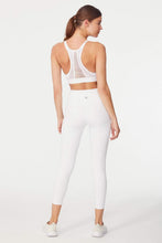 Load image into Gallery viewer, Golden Girl - 5 Items
