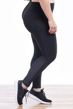 Load image into Gallery viewer, Melodie Mesh Panel Legging (black)

